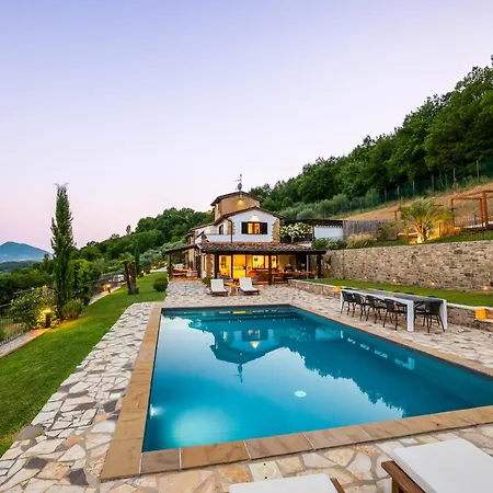 Destino Italy, Umbria Tuscany Boarder