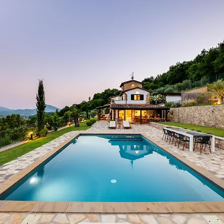 Destino Italy, Umbria Tuscany Boarder Вилла *