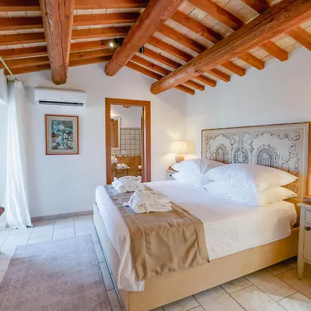 Villa Destino Italy, Umbria Tuscany Boarder *