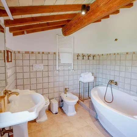 Destino Italy, Umbria Tuscany Boarder Вилла *