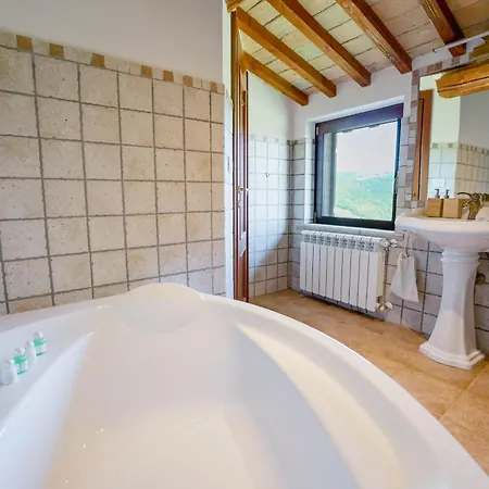 Villa Destino Italy, Umbria Tuscany Boarder *